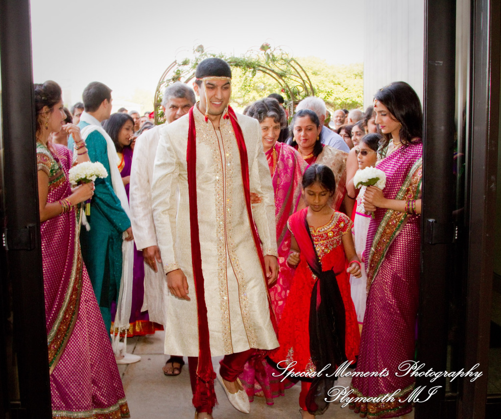 Sharmila & Sameer at The Westin Southfield Detroit MI wedding photograph