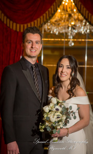 Julie & Tom Detroit Opera House Detroit MI wedding photograph