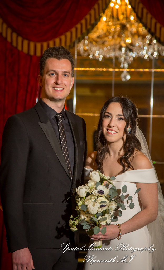 Julie & Tom Detroit Opera House Detroit MI wedding photograph