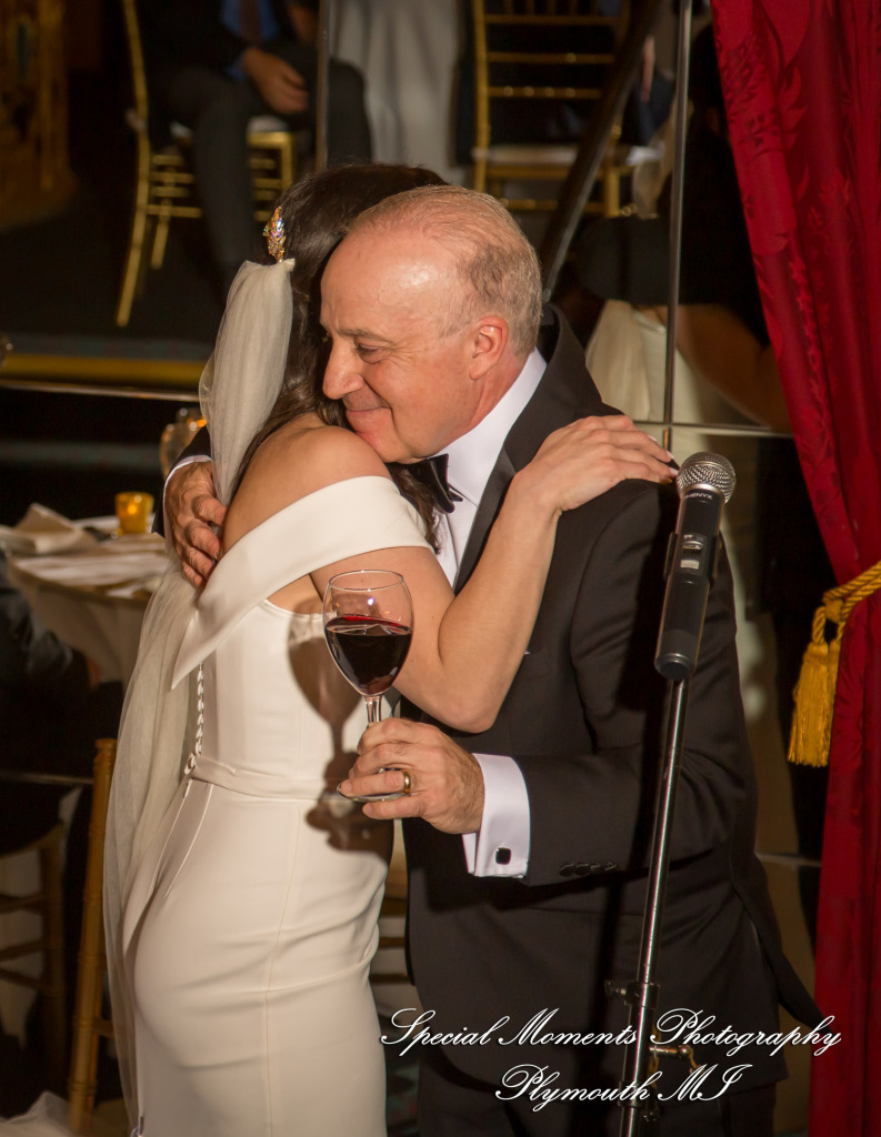 Julie & Tom Detroit Opera House Detroit MI wedding photograph