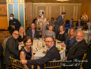 Julie & Tom Detroit Opera House Detroit MI wedding photograph