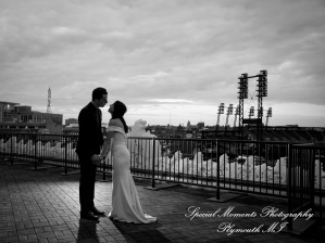 Julie & Tom Detroit Opera House Detroit MI wedding photograph