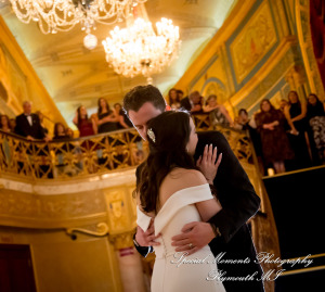 Julie & Tom Detroit Opera House Detroit MI wedding photograph