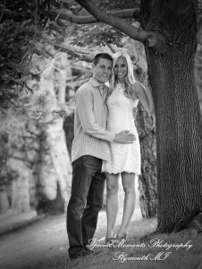 Amanda & Kevin Novi MI Engagement photograph