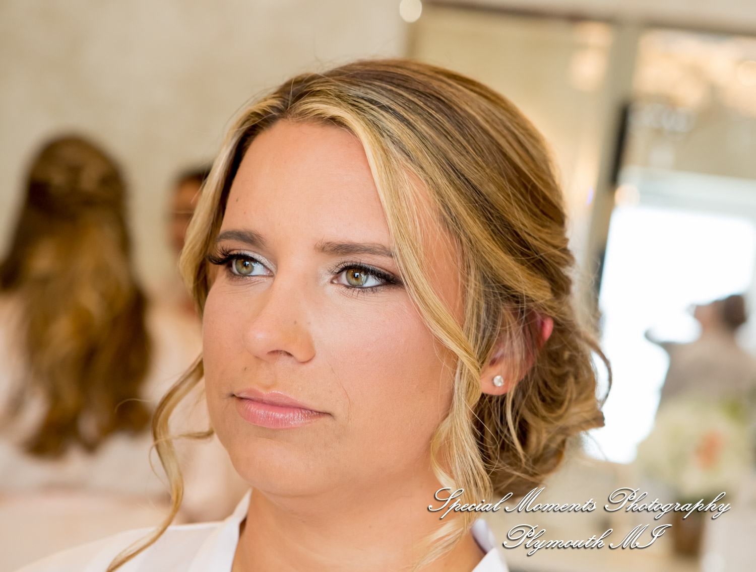 Aidan & Alex at Italian American Club Livonia MI wedding photograph