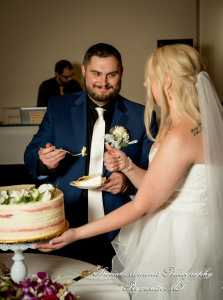 Taylor & Jacob Polo Fields Golf & Country Club Ann Arbor MI wedding photograph