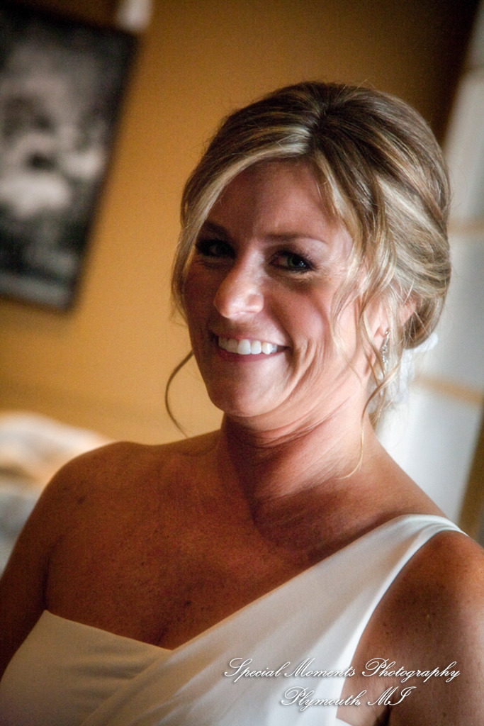 Pete & Paula at Fiamma Grill Plymouth MI wedding photograph