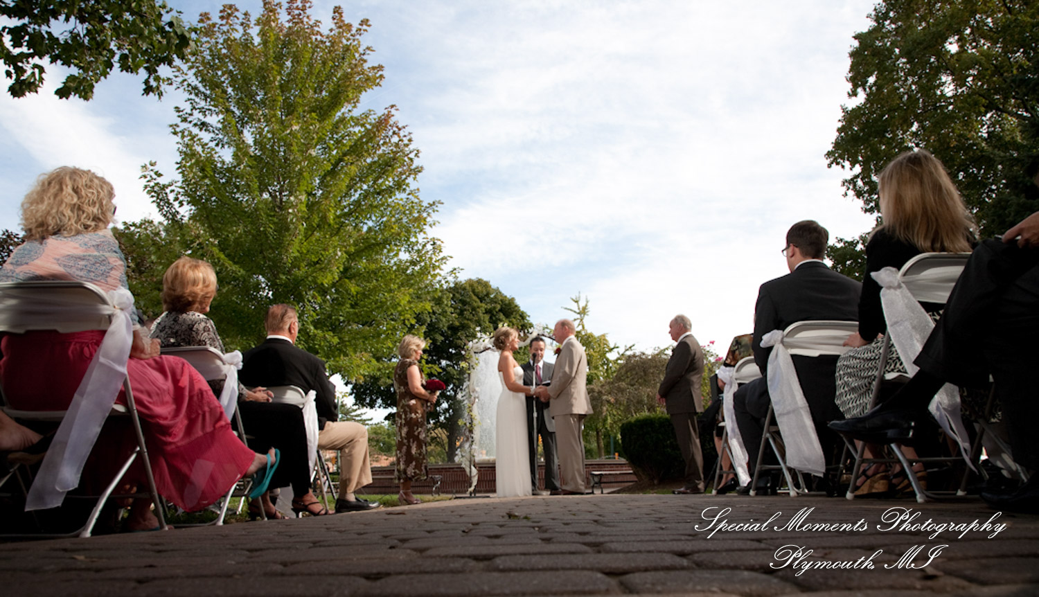 Pete & Paula at Fiamma Grill Plymouth MI wedding photograph