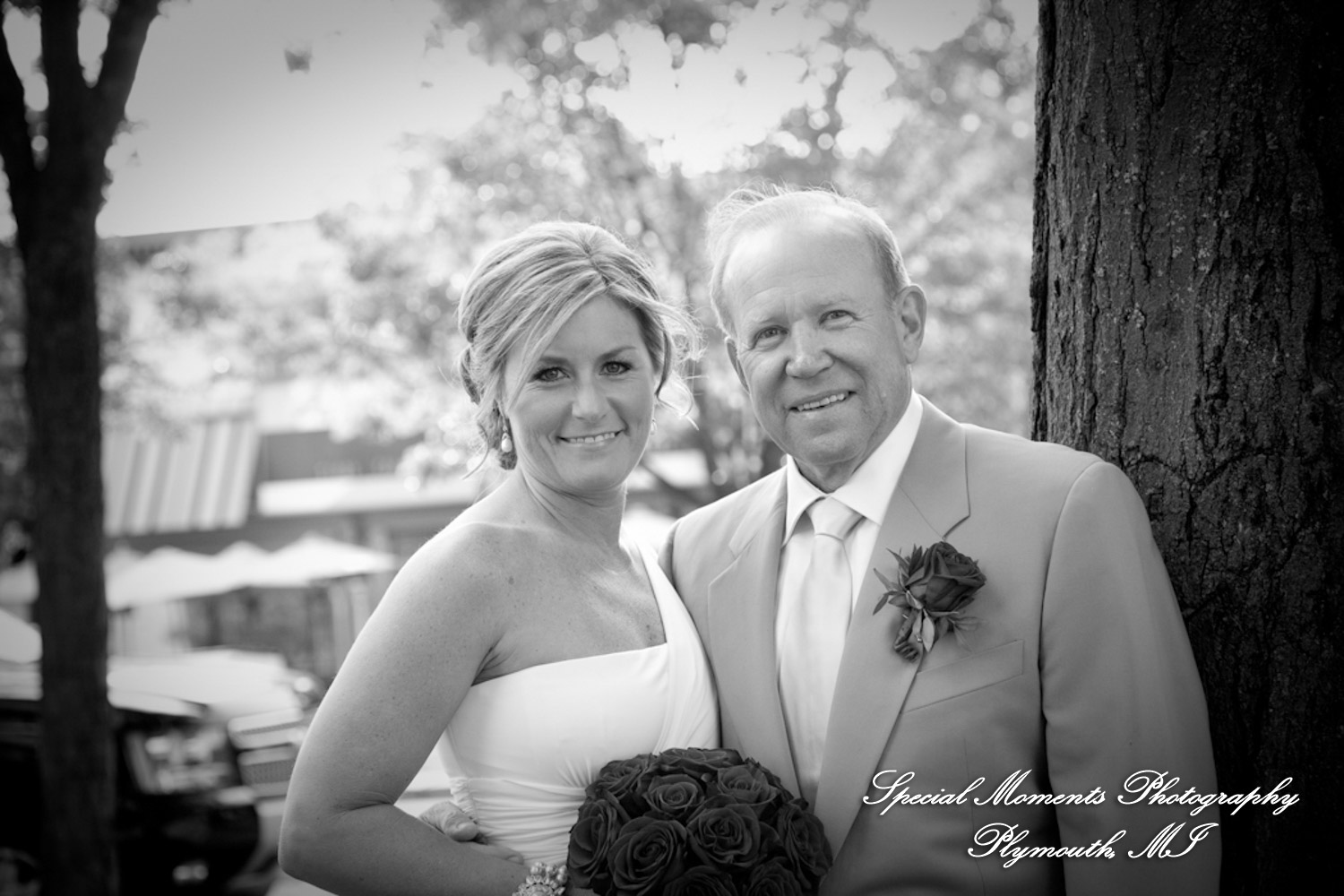 Pete & Paula at Fiamma Grill Plymouth MI wedding photograph