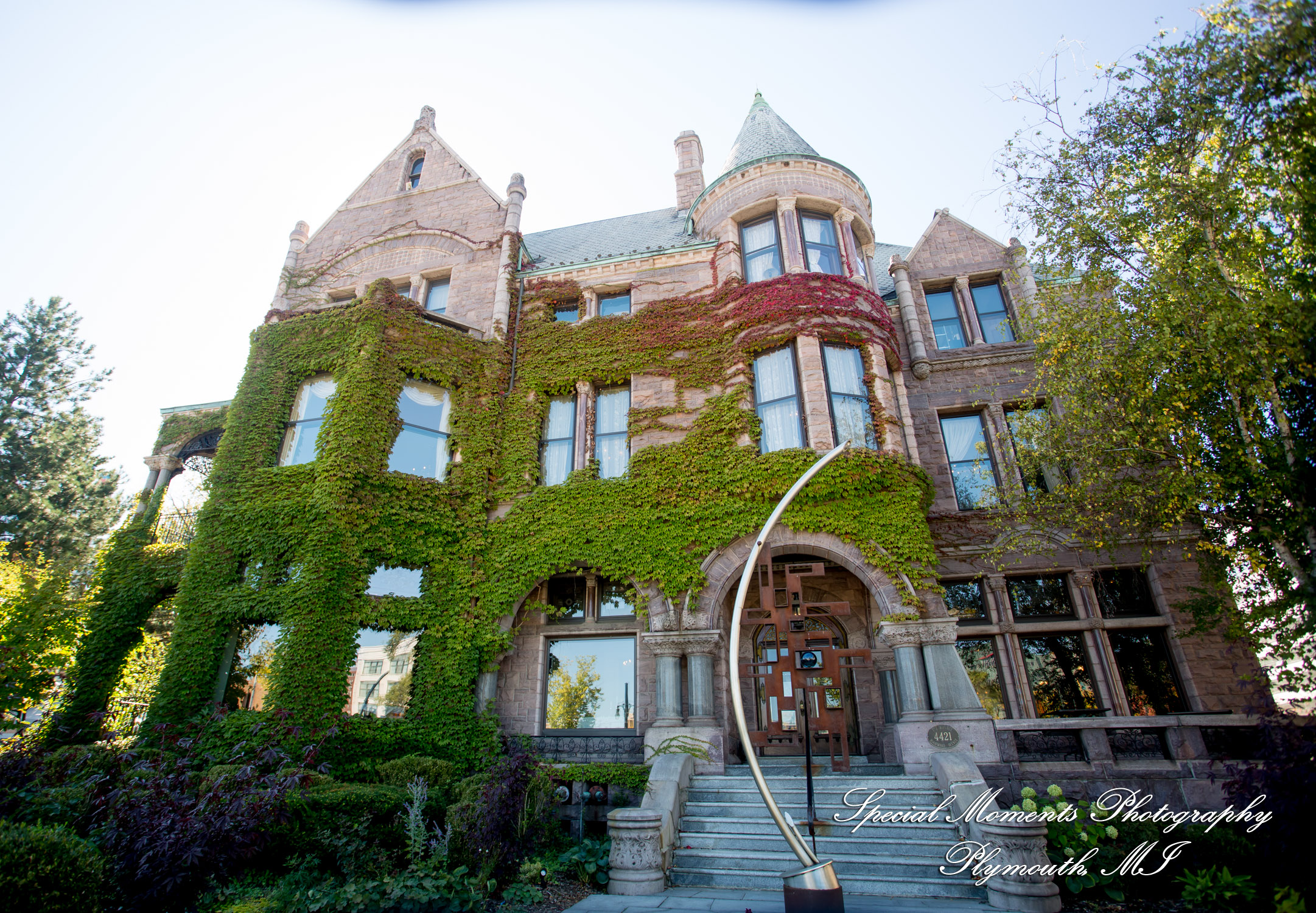 Andrea & Jonathan at The Whitney Detroit MI wedding photograph