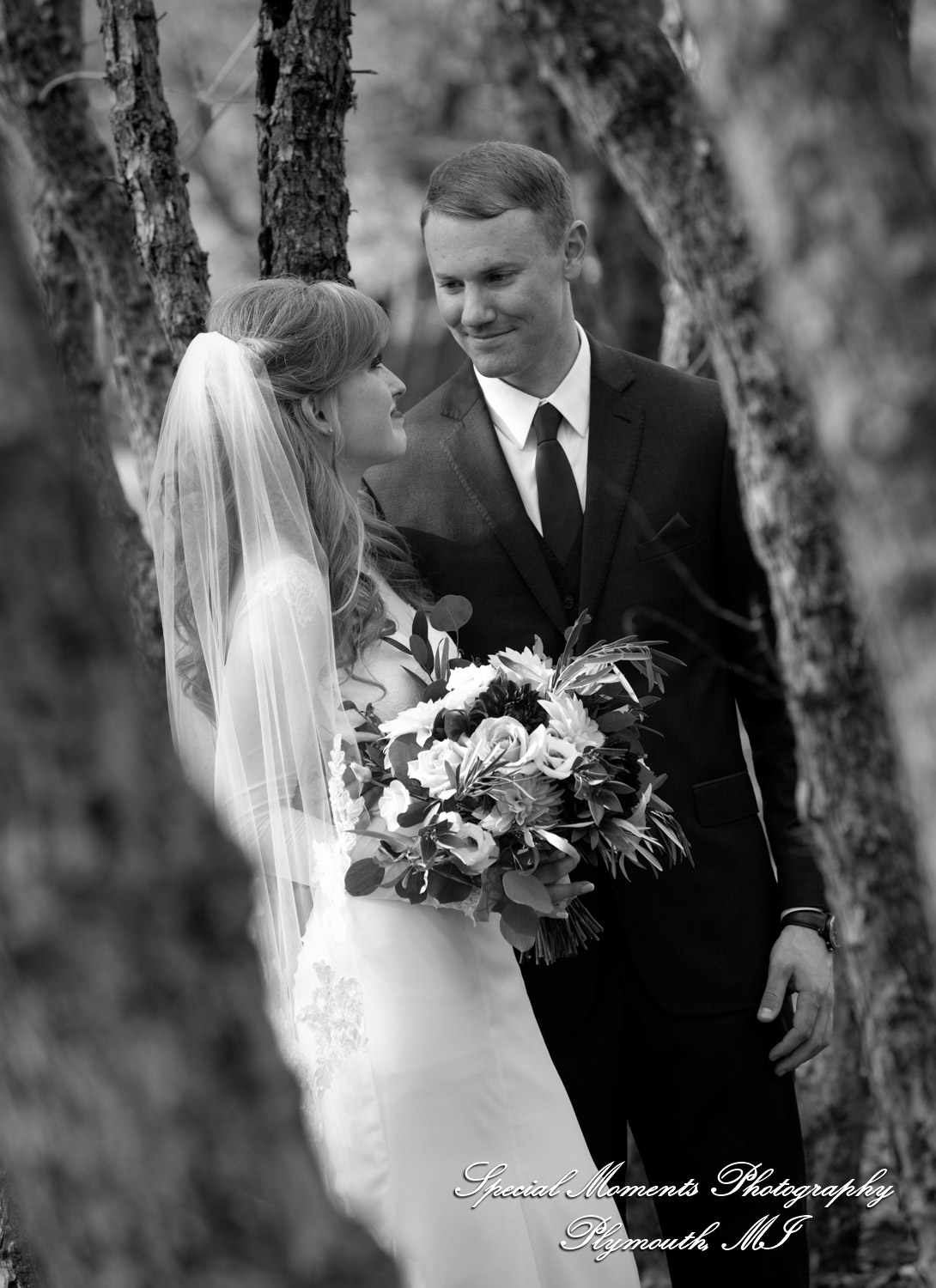 Heather & Clark at Stonebridge Golf Club Ann Arbor MI wedding photograph