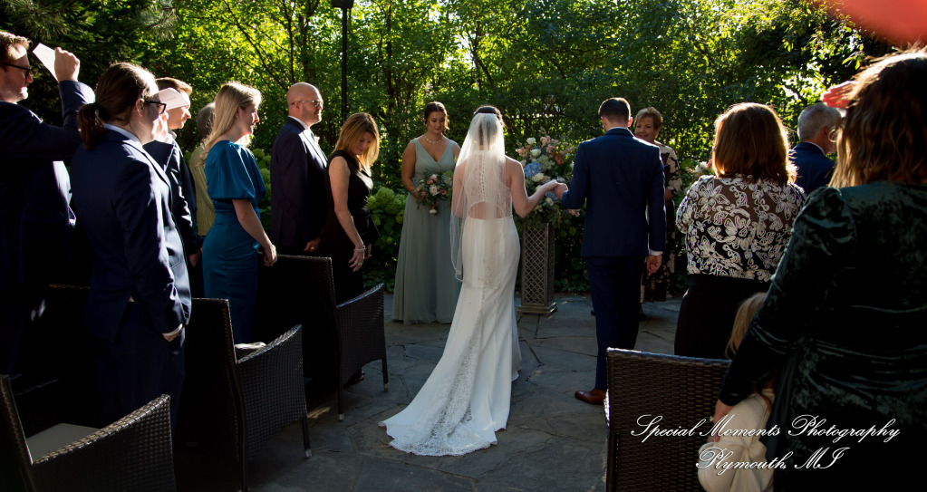 Andrea & Jonathan at The Whitney Detroit MI wedding photograph