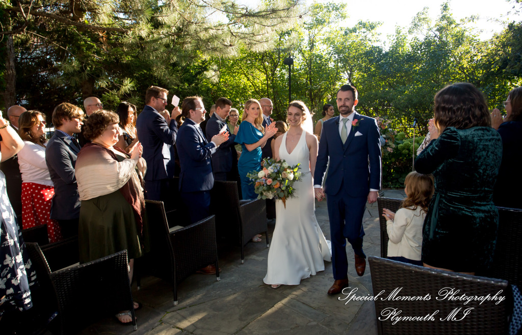 Andrea & Jonathan at The Whitney Detroit MI wedding photograph
