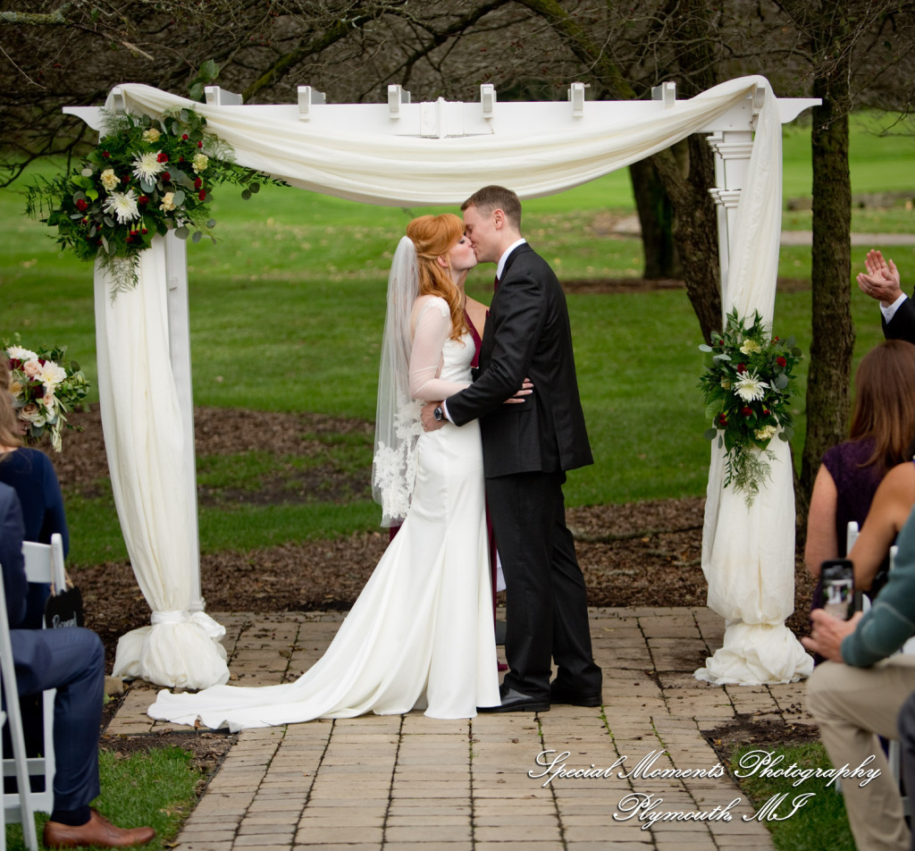 Heather & Clark at Stonebridge Golf Club Ann Arbor MI wedding photograph