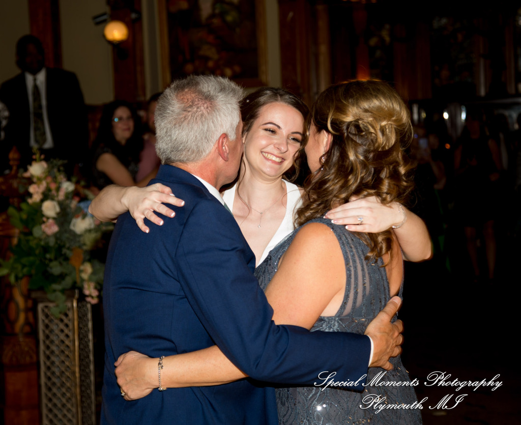 Andrea & Jonathan at The Whitney Detroit MI wedding photograph