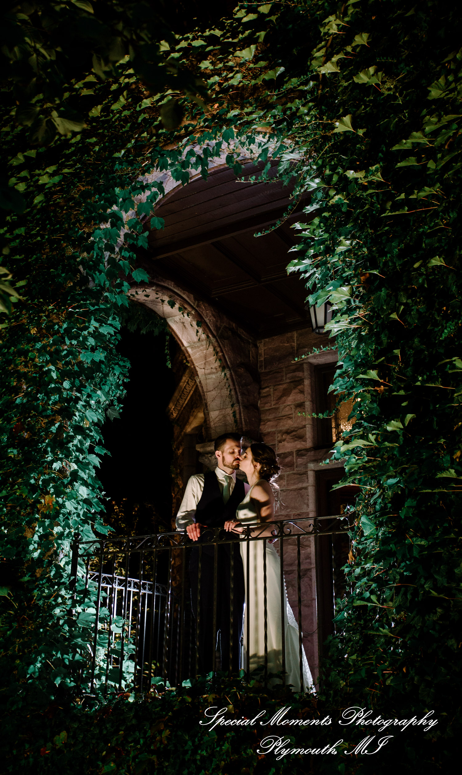 Andrea & Jonathan at The Whitney Detroit MI wedding photograph