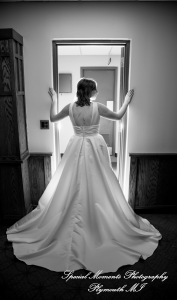 Julianne & Sean at Newburg United Methodist Livonia MI wedding photograph
