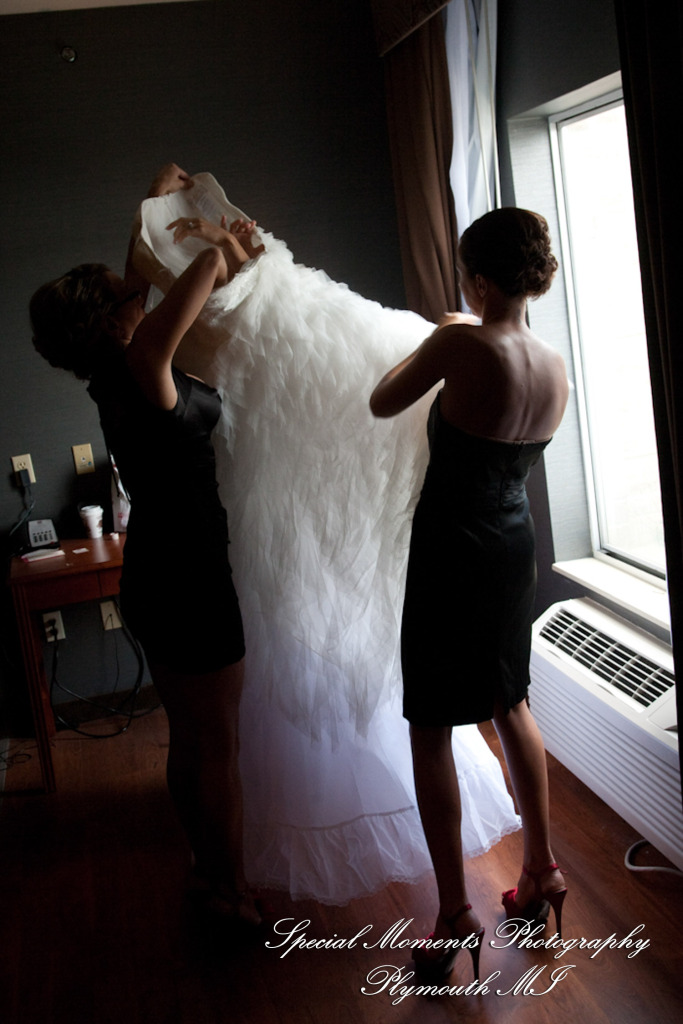 5 Star - Stephanie & Korey at Crystal Gardens Southgate MI wedding photography Shoe Shot