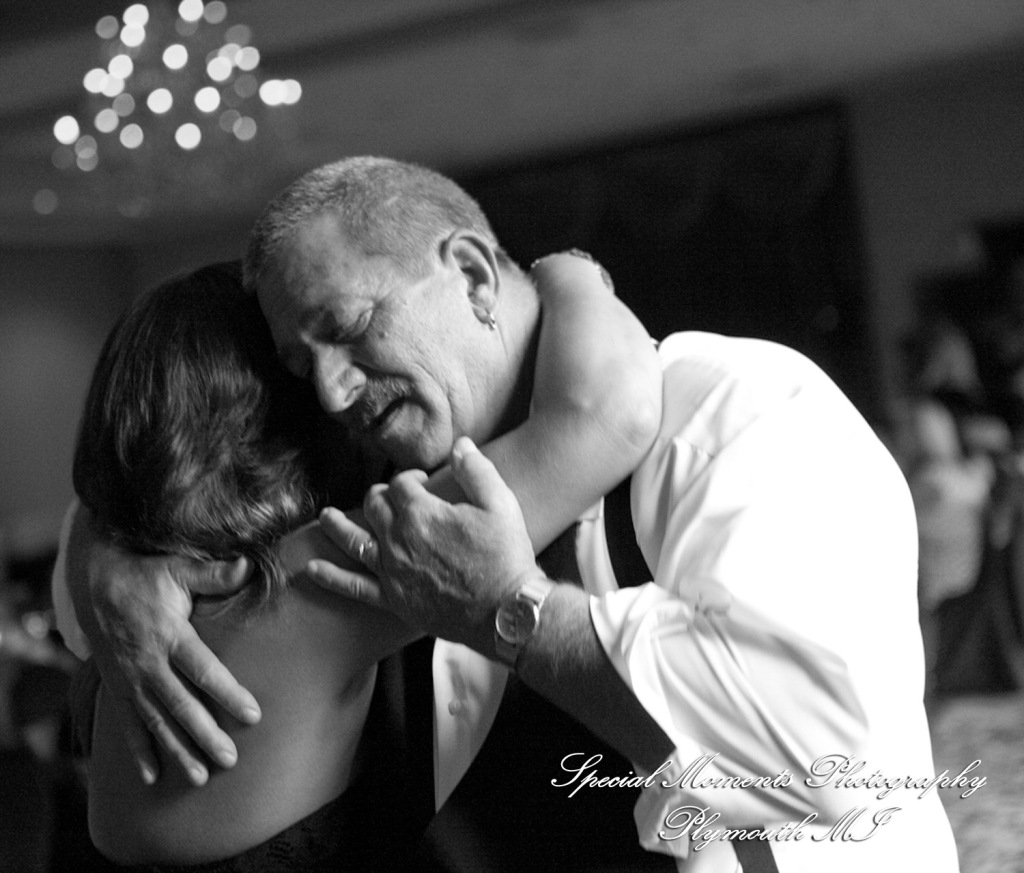 5 Star - Stephanie & Korey at Crystal Gardens Southgate MI wedding photography Shoe Shot