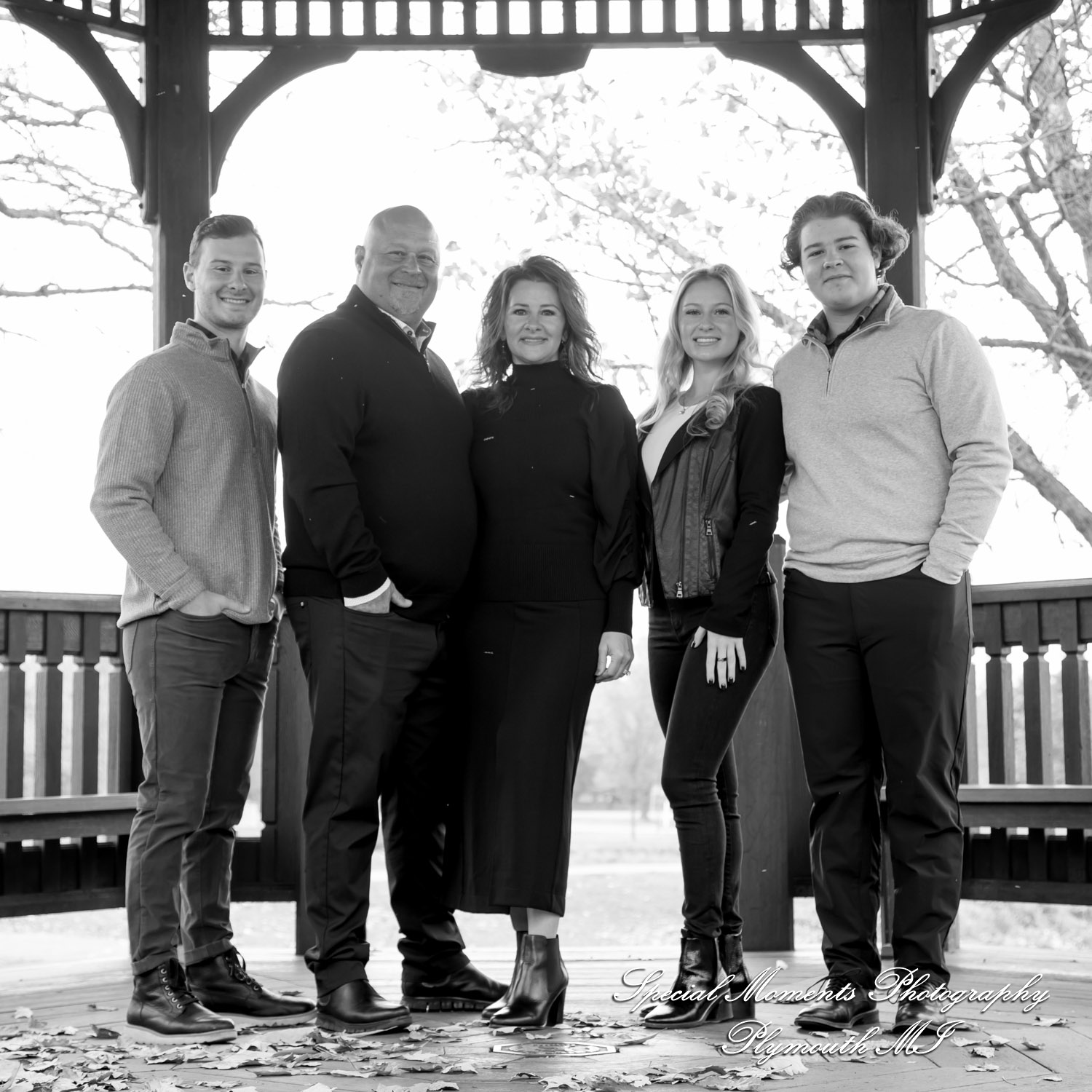 Heritage Park Canton MI family photograph