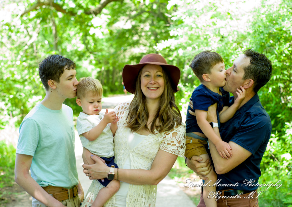 Ganser Family at Brighton Recreation Area Brighton MI family photograph