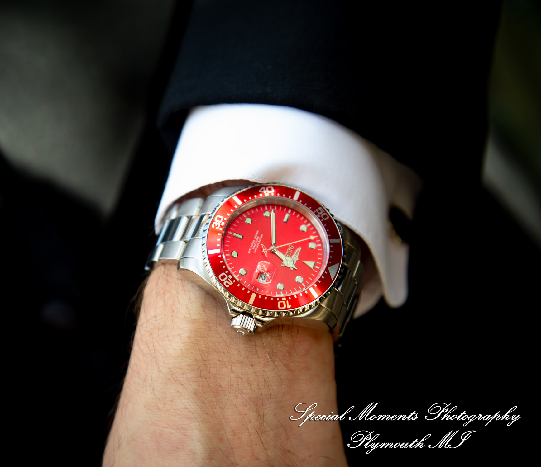 Patricia & Kyle at Canterbury Castle Lake Orion MI wedding photograph