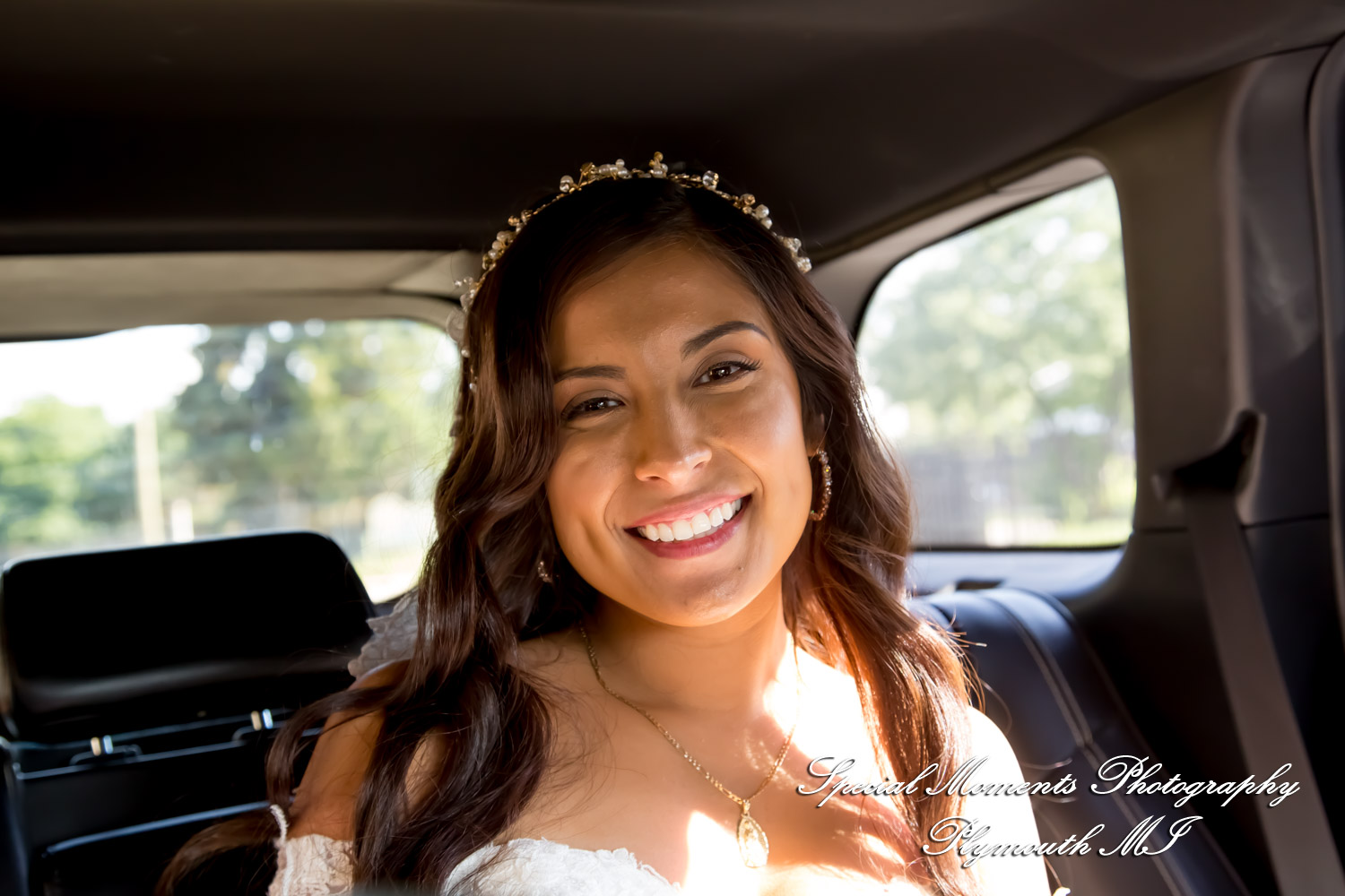 Heidy & Marcin at Sweetest Heart of Mary Church Detroit MI wedding photograph