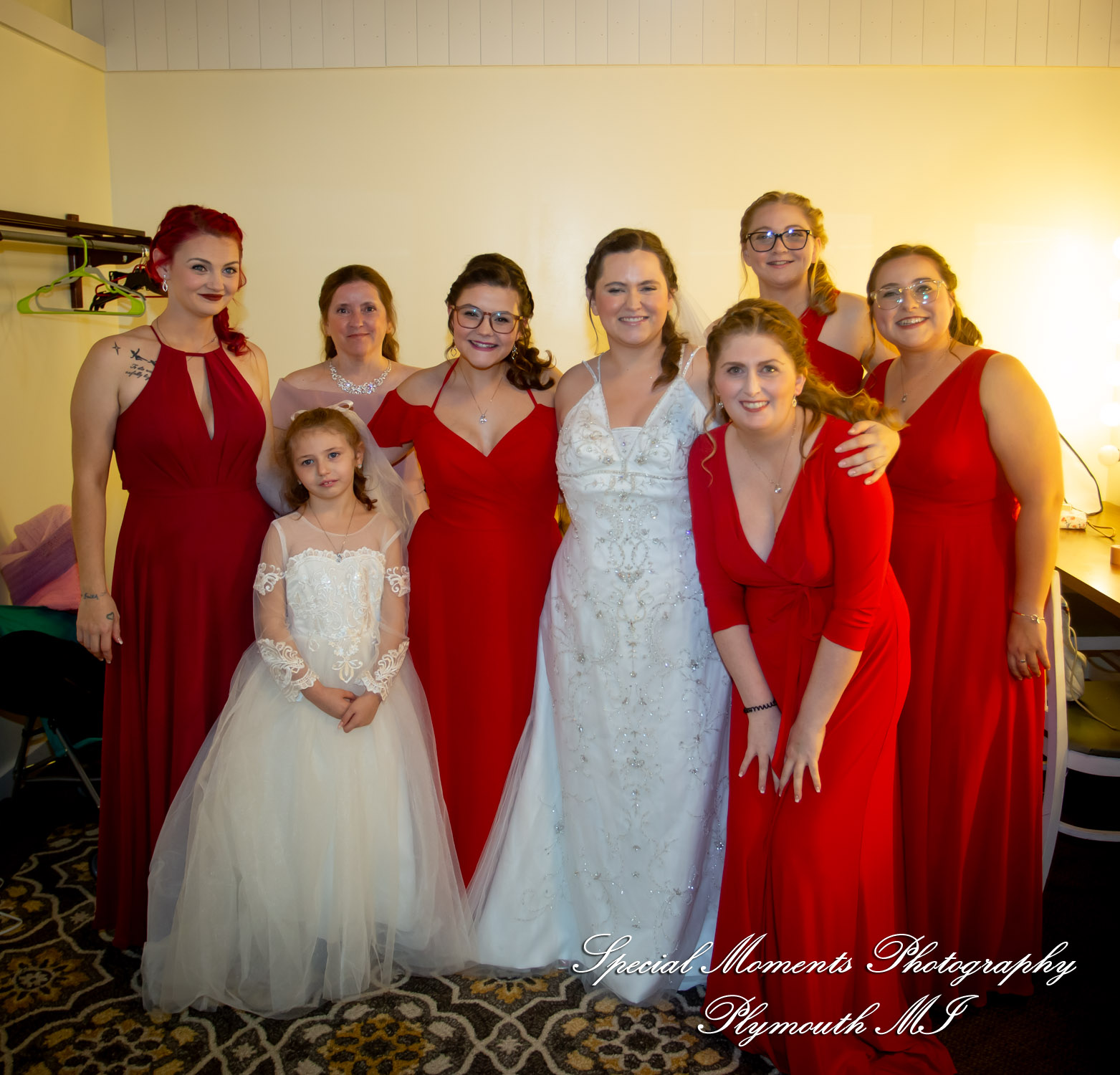 Patricia & Kyle at Canterbury Castle Lake Orion MI wedding photograph