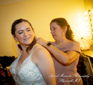 Patricia & Kyle at Canterbury Castle Lake Orion MI wedding photograph