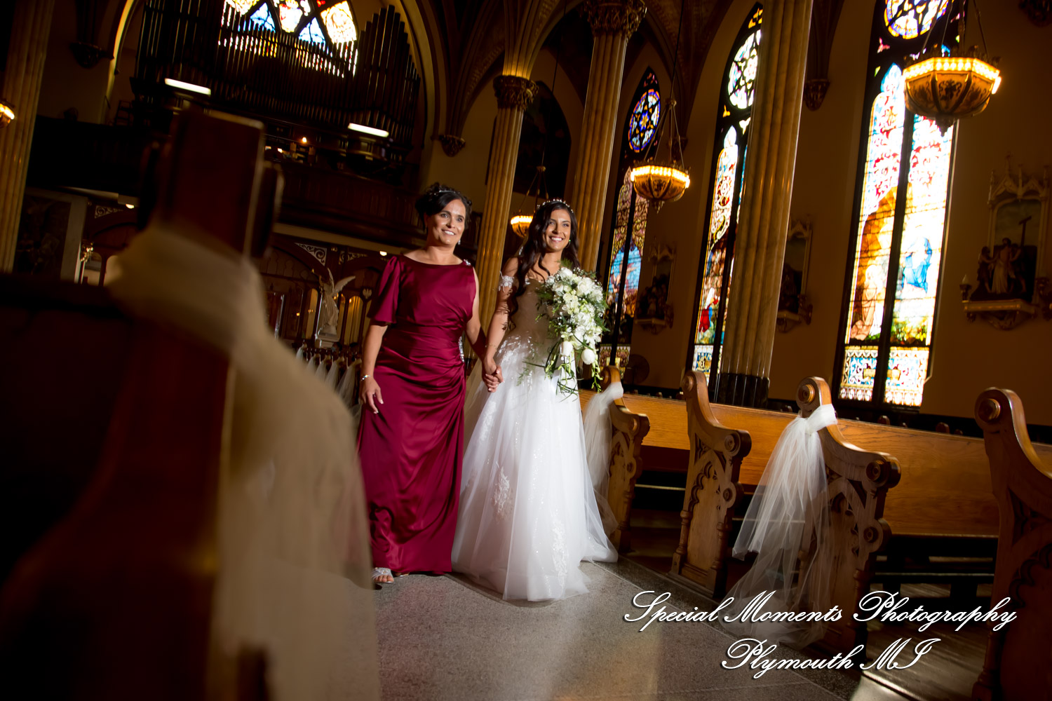 Heidy & Marcin at Sweetest Heart of Mary Church Detroit MI wedding photograph