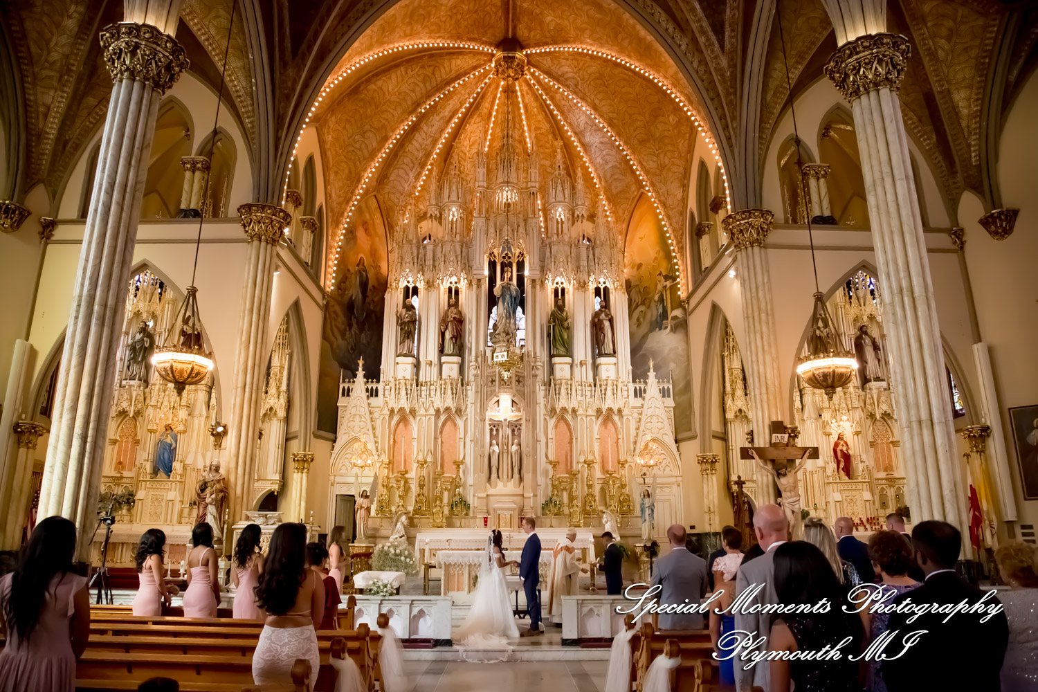 Heidy & Marcin at Sweetest Heart of Mary Church Detroit MI wedding photograph