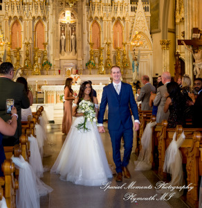 Heidy & Marcin at Sweetest Heart of Mary Church Detroit MI wedding photograph