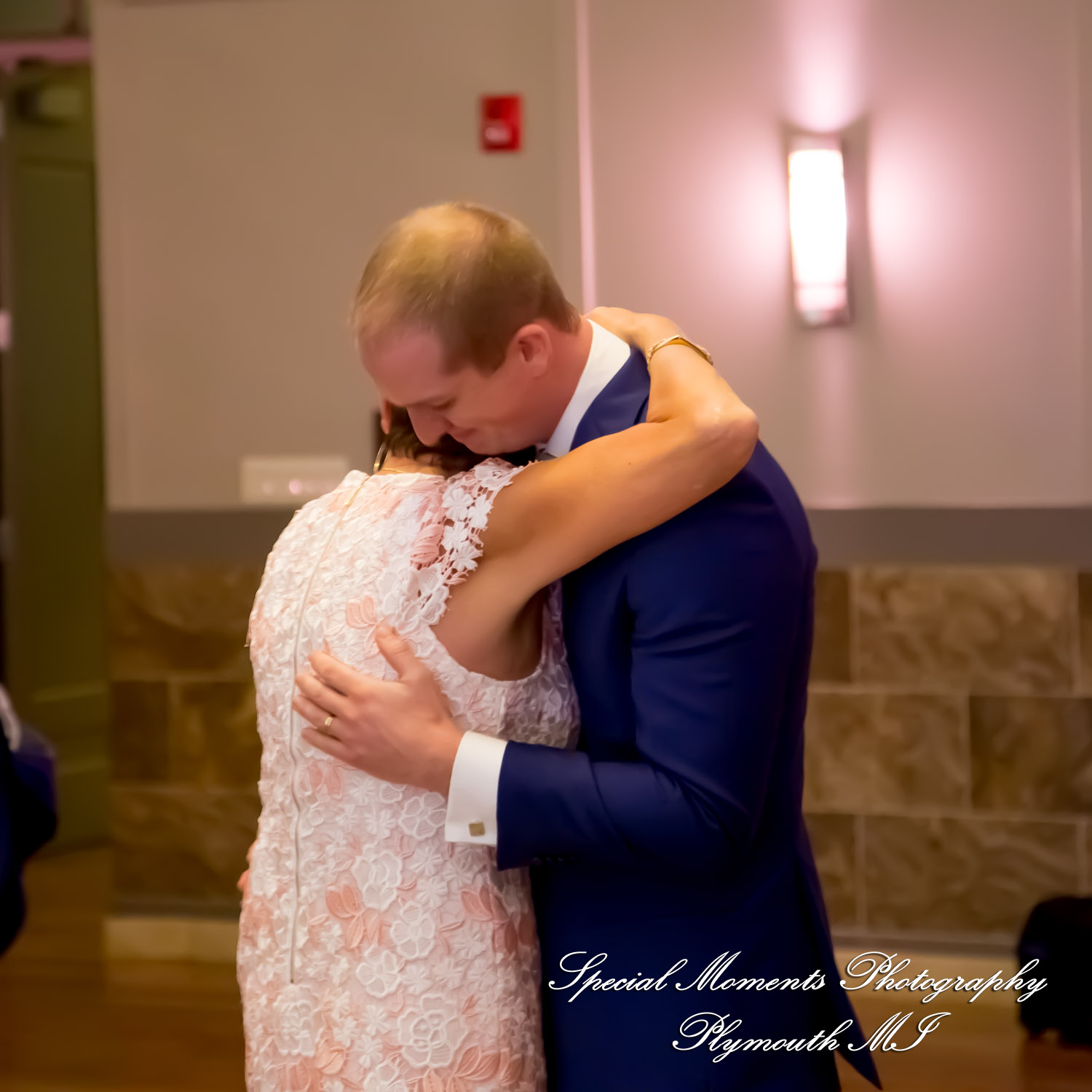 Heidy & Marcin at 2Gather Elegant Event Venue Auburn Hills MI wedding photograph