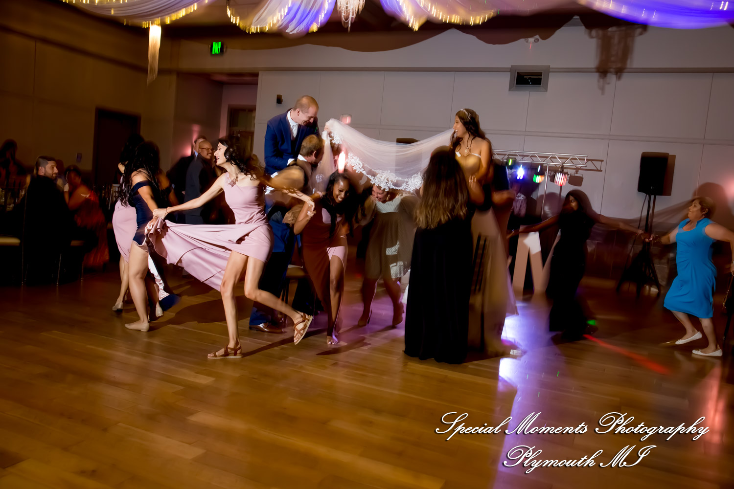 Heidy & Marcin at 2Gather Elegant Event Venue Auburn Hills MI wedding photograph