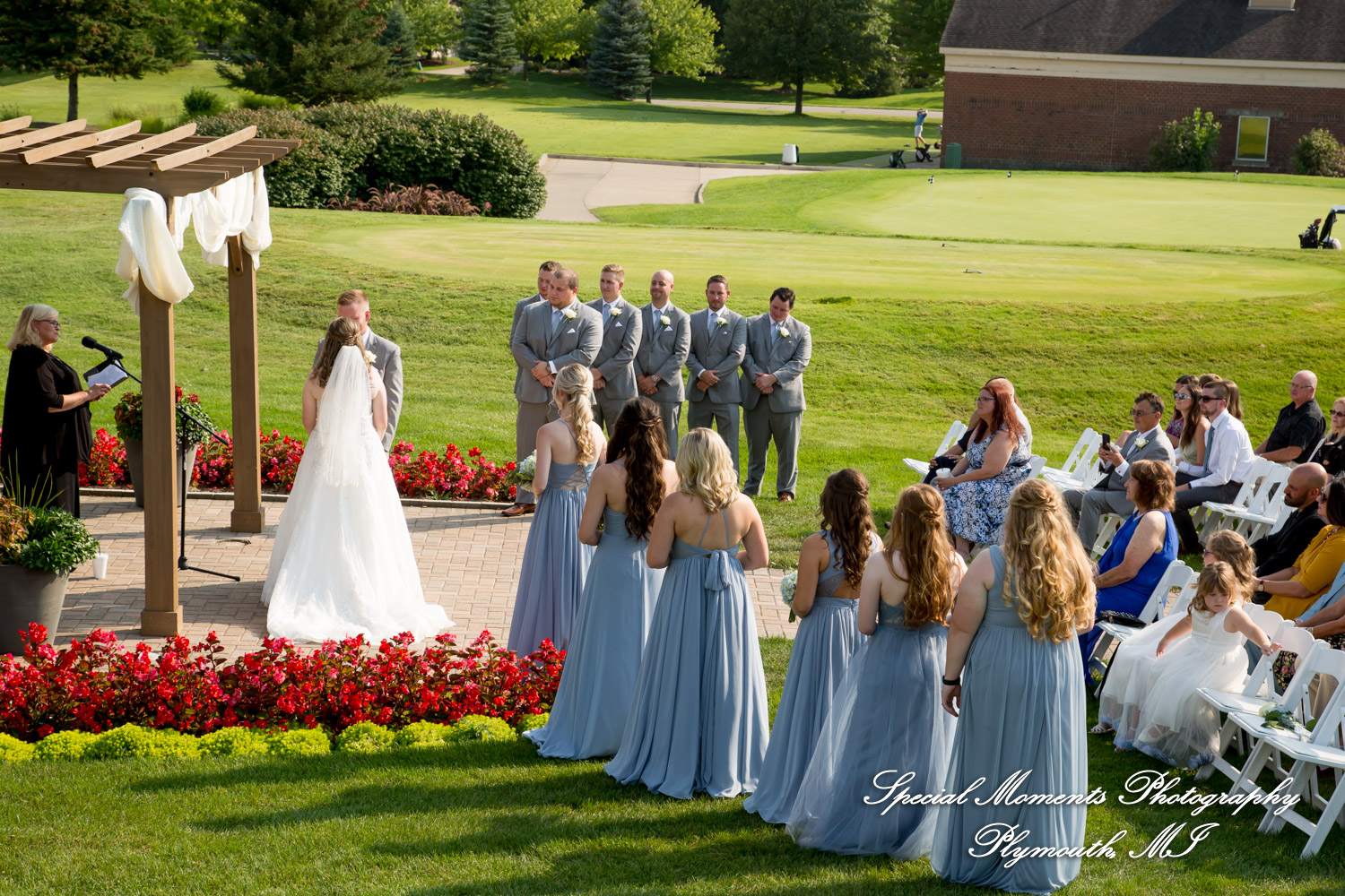 Raechelle & Dalton at Polo Fields Golf & County Club - Ann Arbor MI wedding photograph