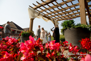Raechelle & Dalton at Polo Fields Golf & County Club - Ann Arbor MI wedding photograph