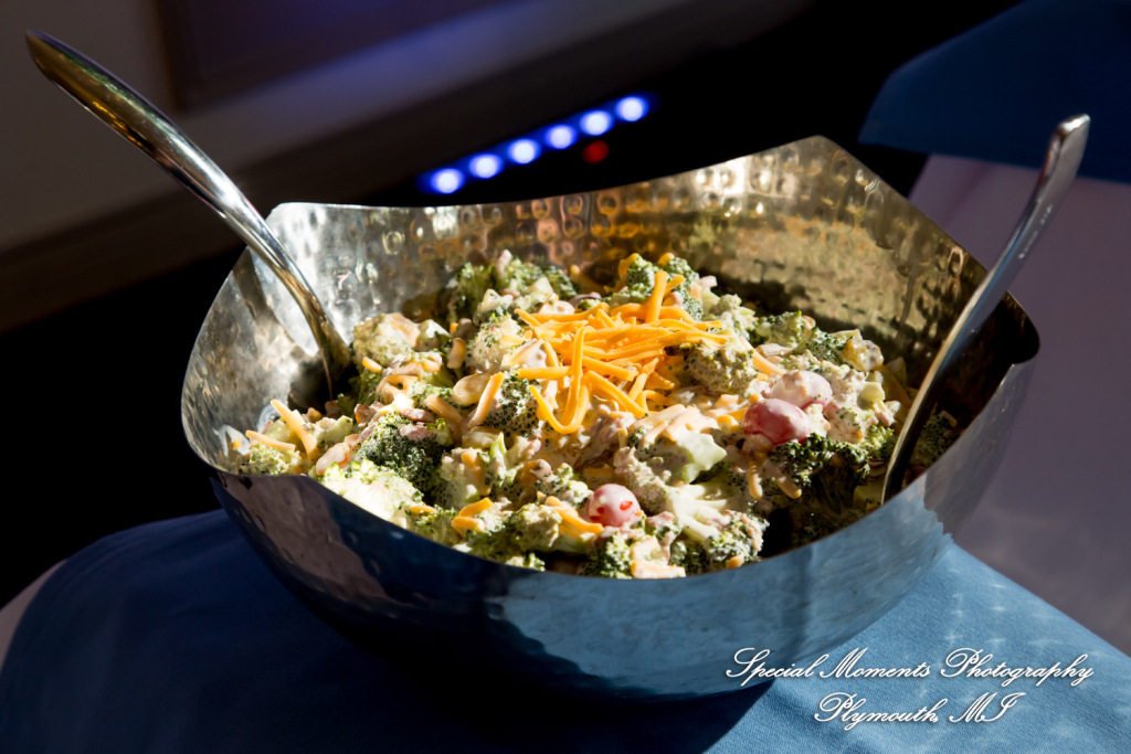 Raechelle & Dalton at Polo Fields Golf & County Club - Ann Arbor MI wedding photograph