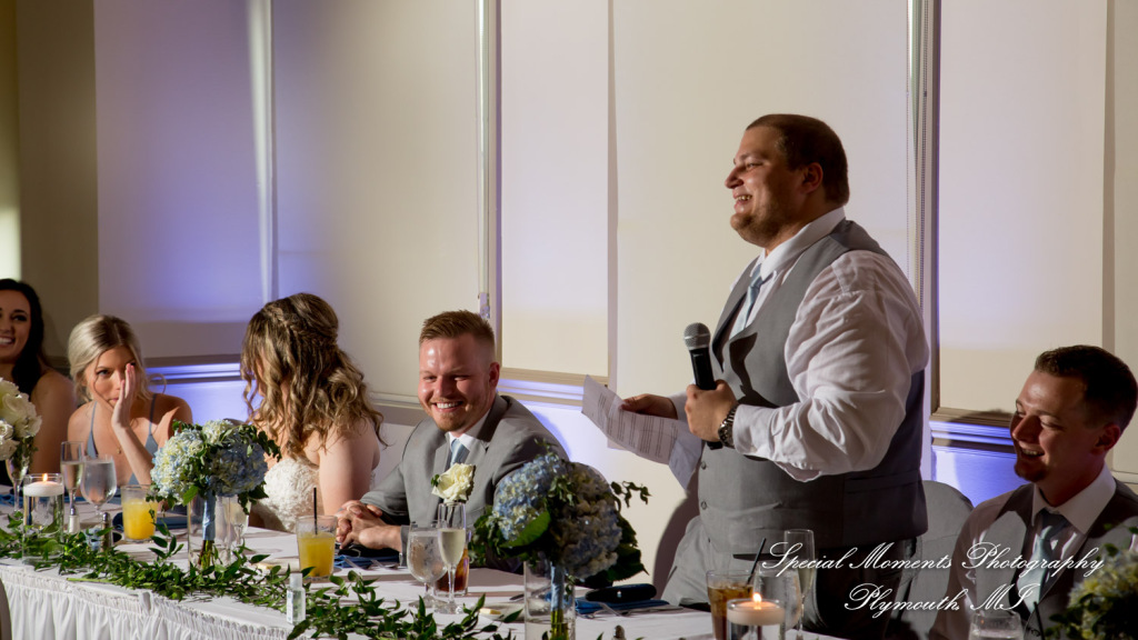 Raechelle & Dalton at Polo Fields Golf & County Club - Ann Arbor MI wedding photograph