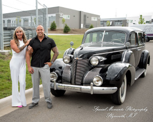 Laura & Mark at M1 Concourse Pontiac MI wedding photograph