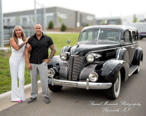 Laura & Mark at M1 Concourse Pontiac MI wedding photograph