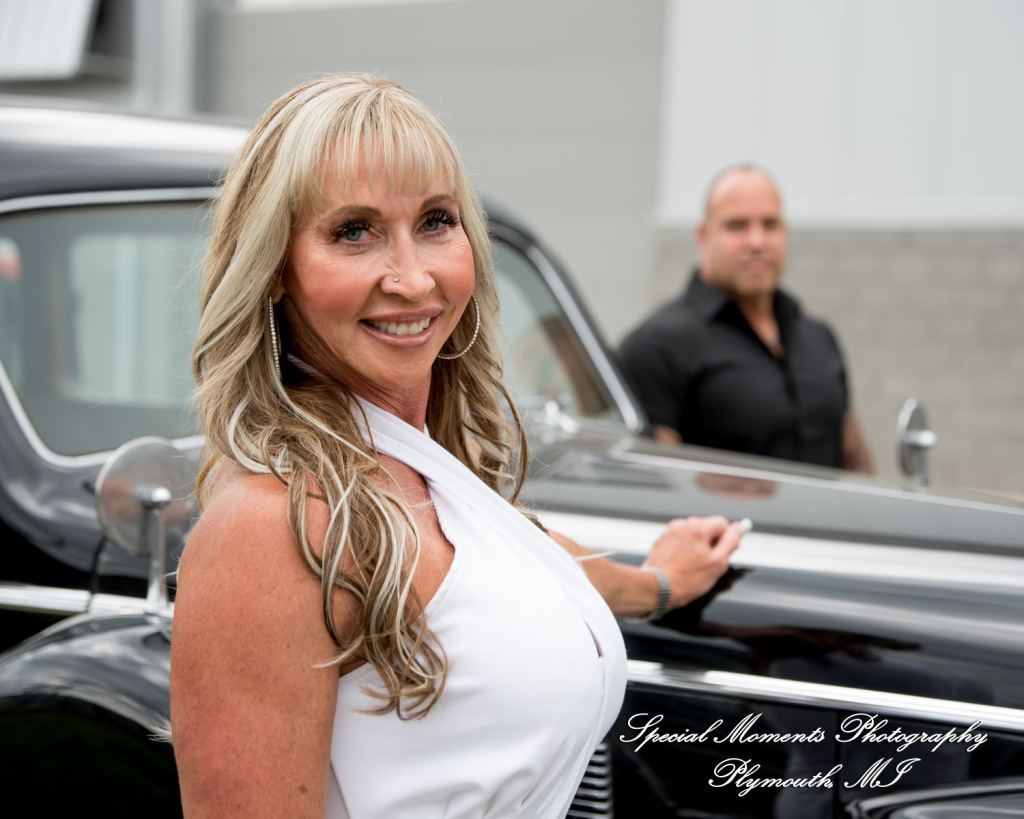 Laura & Mark at M1 Concourse Pontiac MI wedding photograph