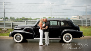 Laura & Mark at M1 Concourse Pontiac MI wedding photograph