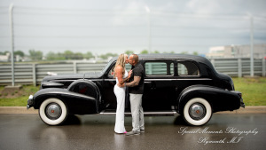Laura & Mark at M1 Concourse Pontiac MI wedding photograph