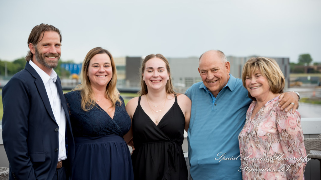 Laura & Mark at M1 Concourse Pontiac MI wedding photograph
