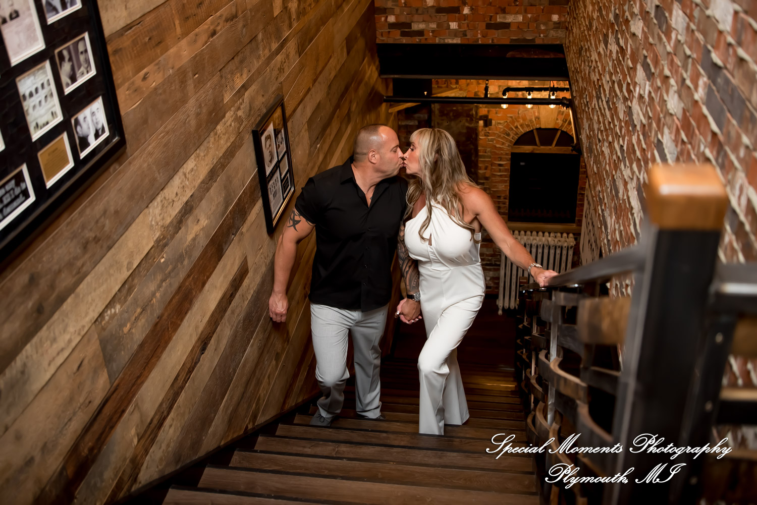 Laura & Mark at M1 Concourse Pontiac MI wedding photograph