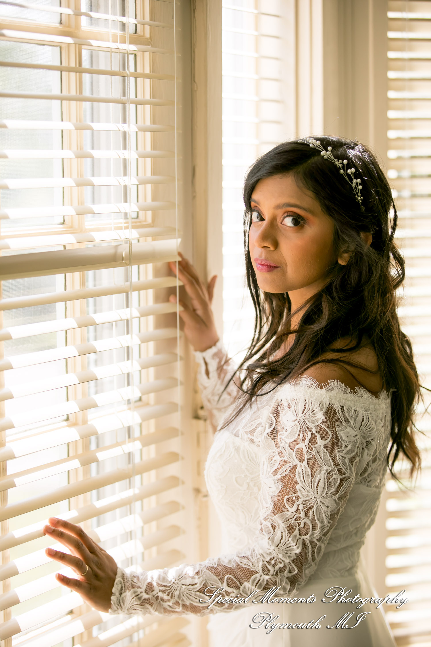 Taniya & Eddie at Ann Arbor City Club Ann Arbor MI wedding photography