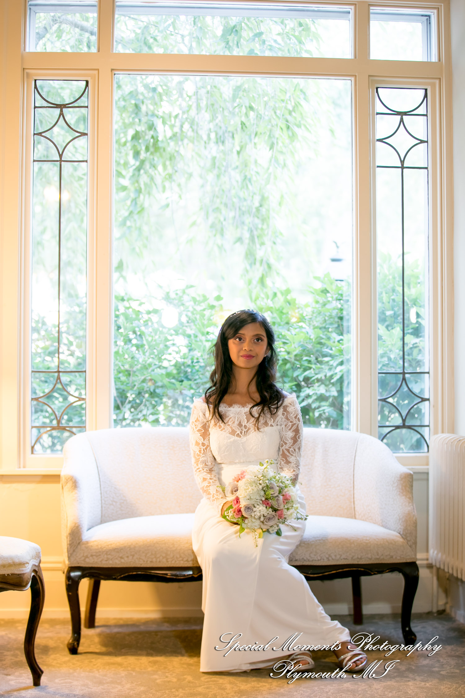 Taniya & Eddie at Ann Arbor City Club Ann Arbor MI wedding photography