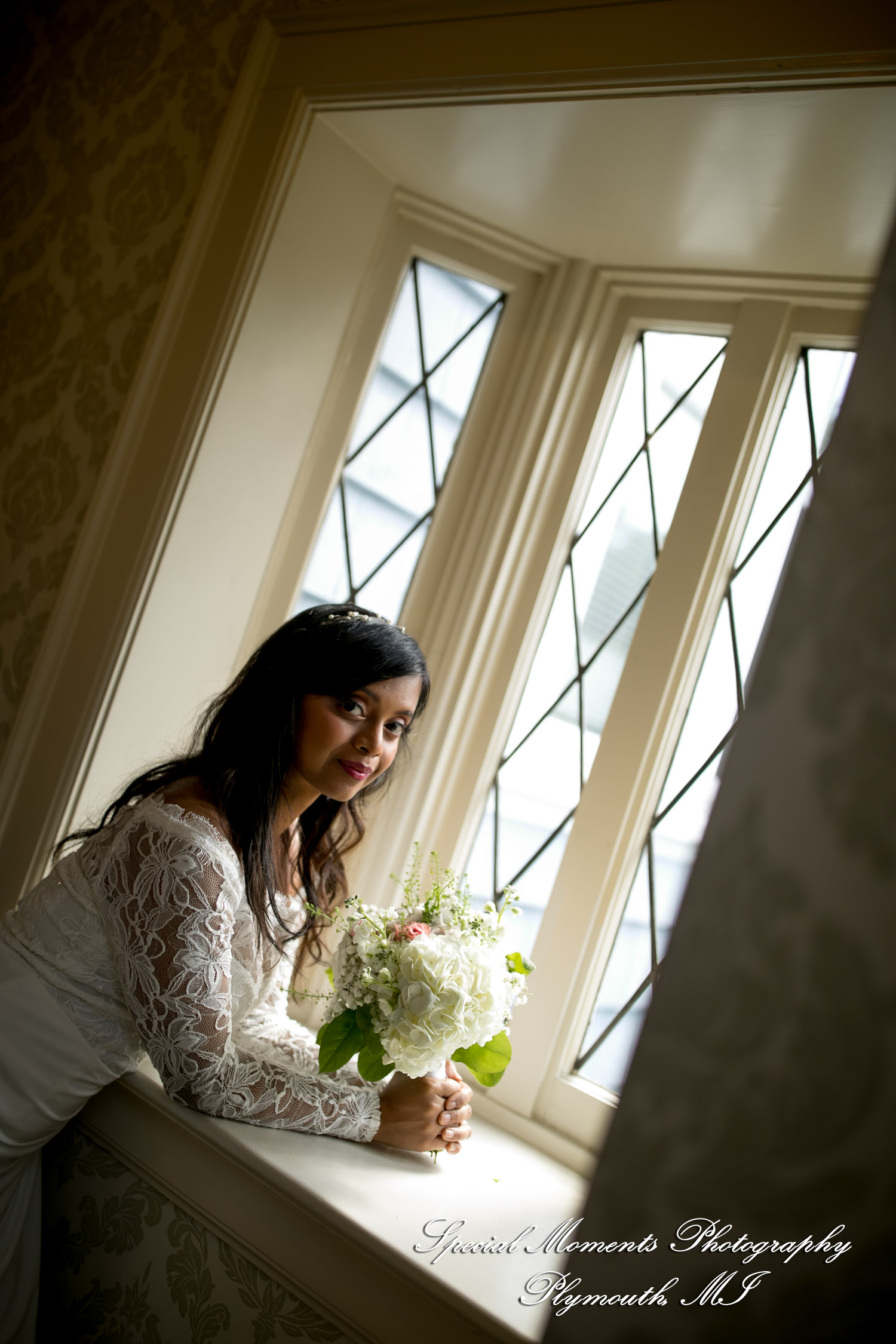 Taniya & Eddie at Ann Arbor City Club Ann Arbor MI wedding photography