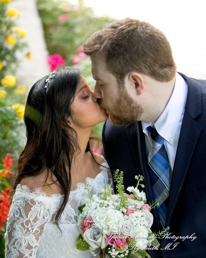 Taniya & Eddie at Ann Arbor City Club Ann Arbor MI wedding photography
