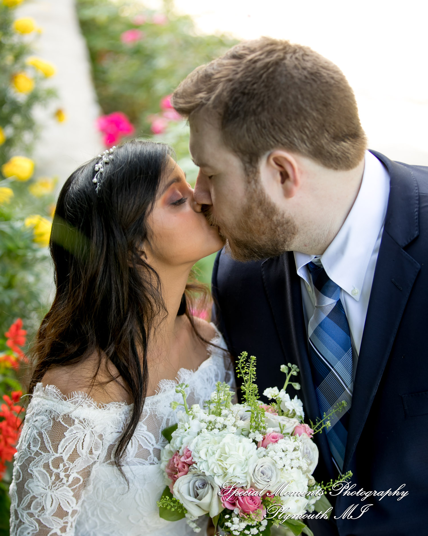 Taniya & Eddie at Ann Arbor City Club Ann Arbor MI wedding photography
